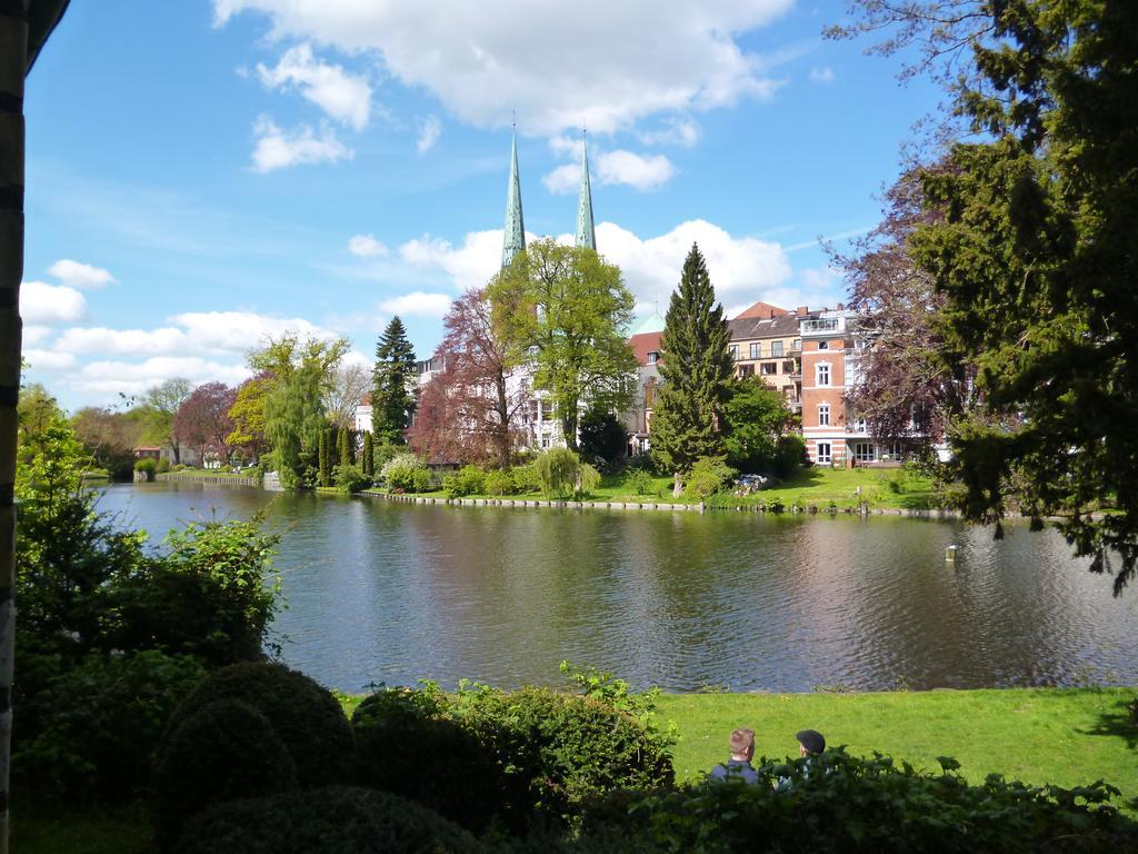 Hotel Am Mühlenteich Lübeck Exterior foto